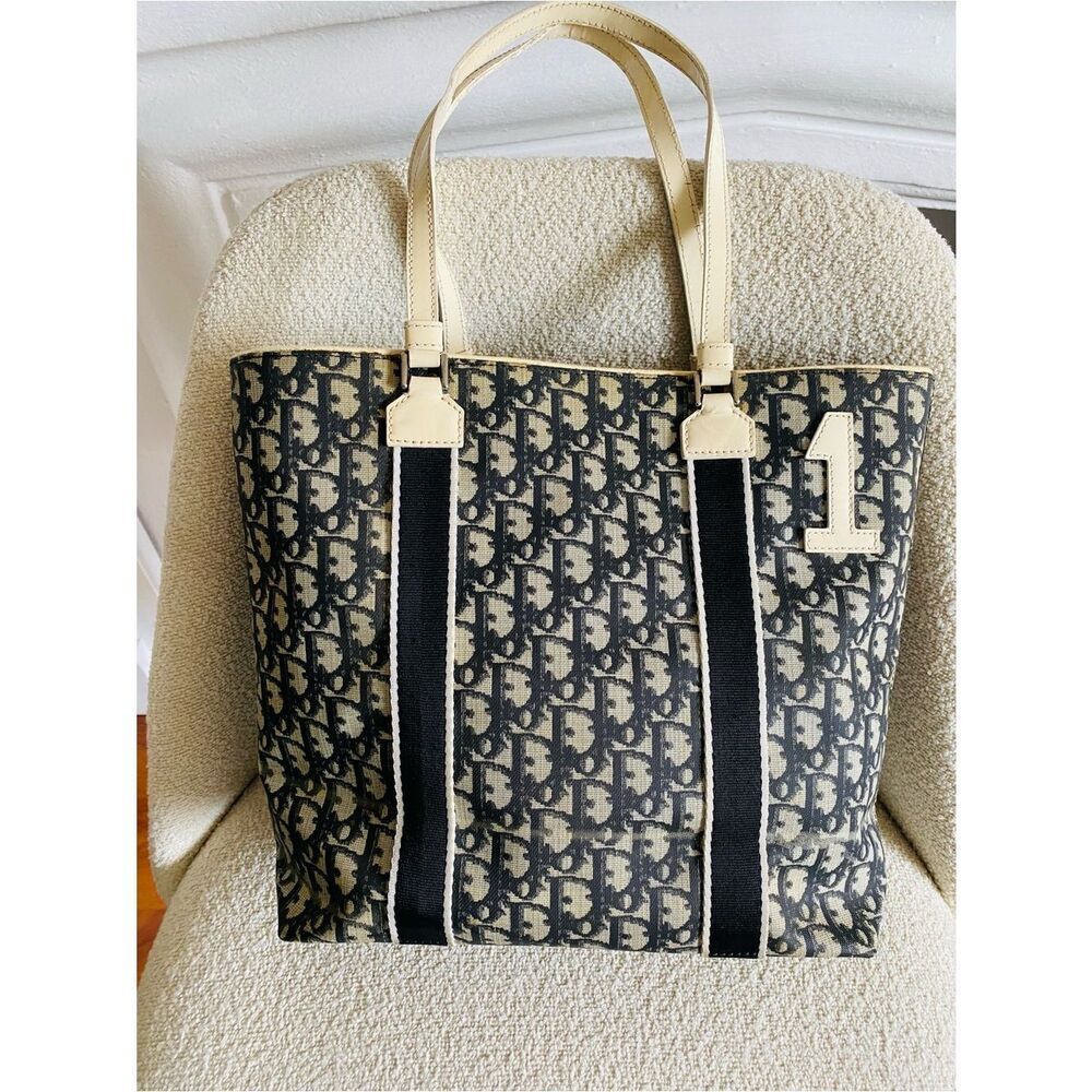 Christian Dior Diorissmo Vintage (2003) Trotter Tote Black/Cream Authentic